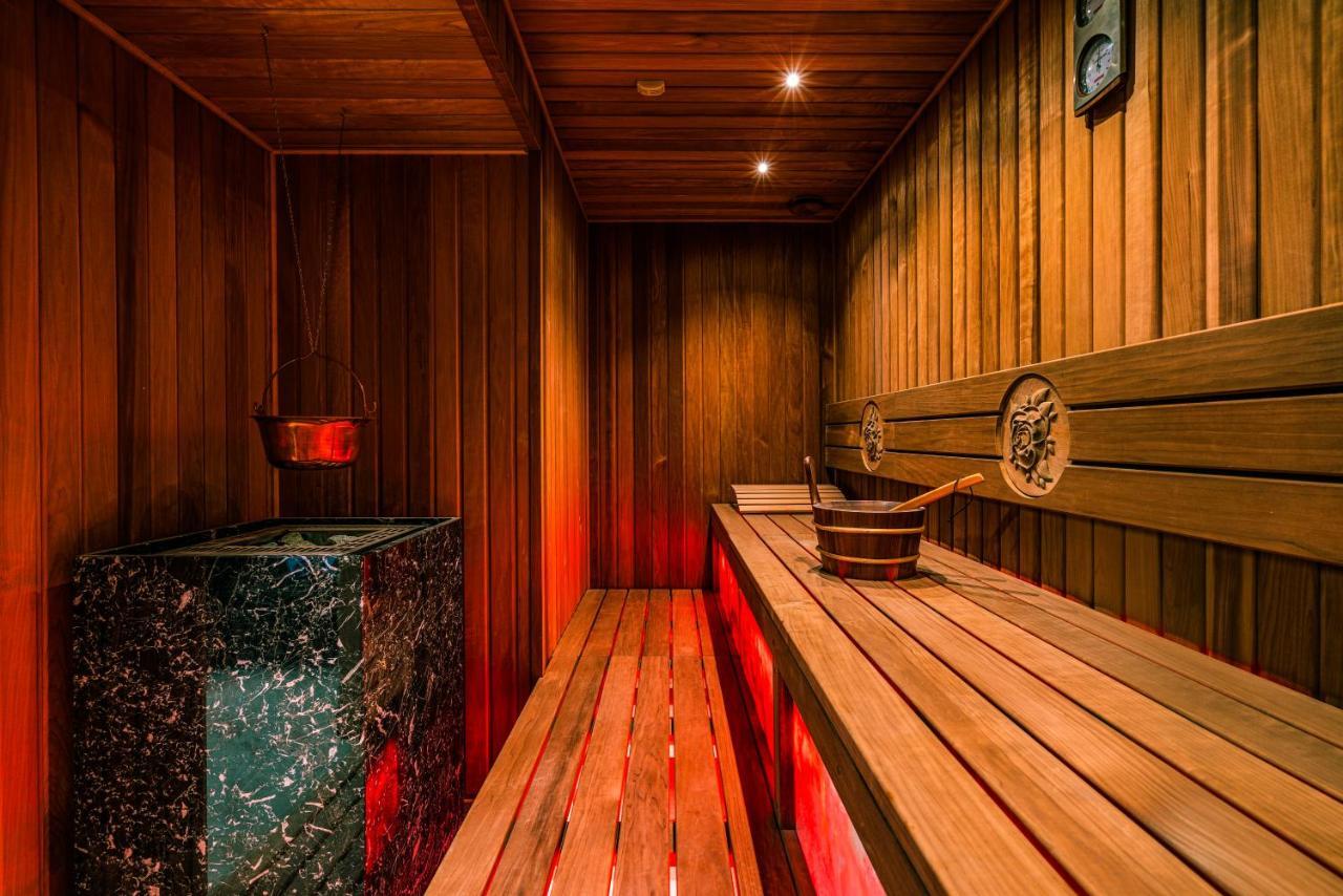 Hotel Ferreus Modern Art Deco Cracovia Exterior foto A Finnish sauna